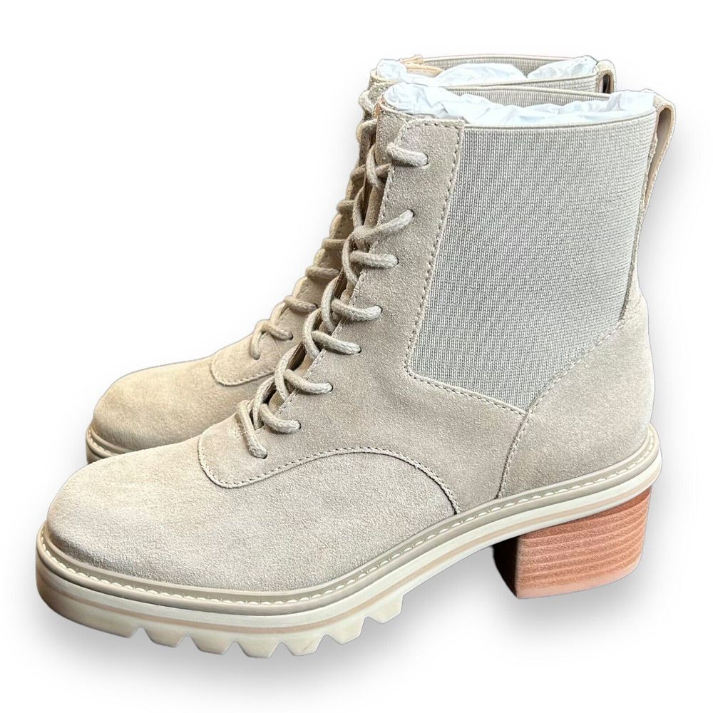 BERNARDO Salerno Lace-Up Rubber Sole Boot US 6.5M White Suede